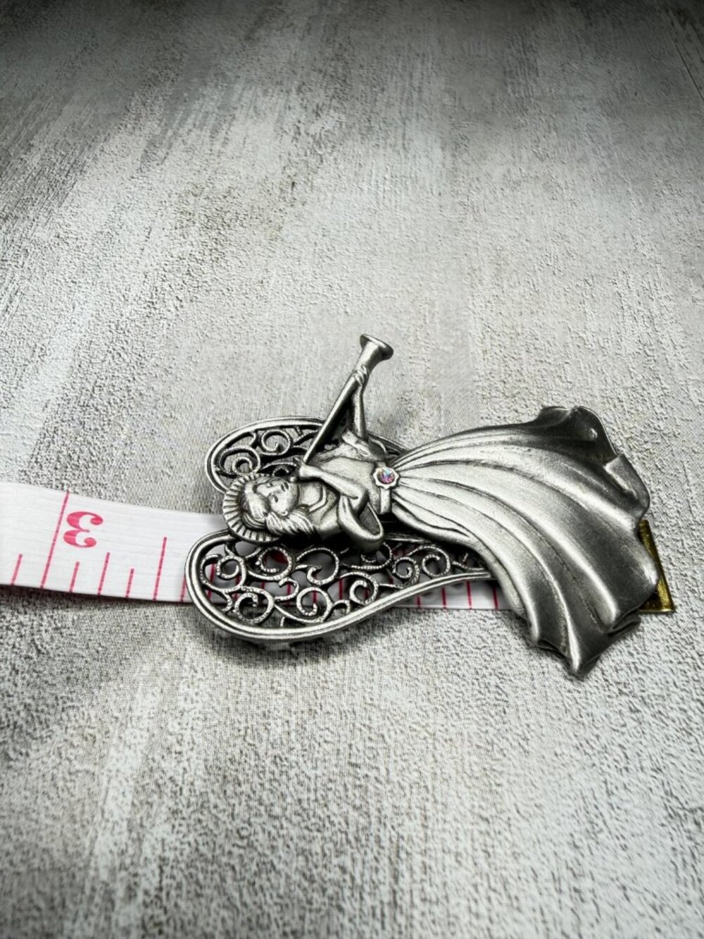 Vintage JJ Pewter Angel Trumpet Brooch Christmas Holiday Pin 3 inches - Picture 9 of 9